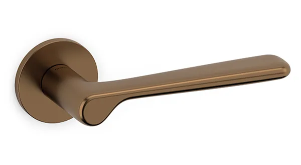 olivari-plume-maniglia-per-porta-e-finestra-design-essenziale image 1