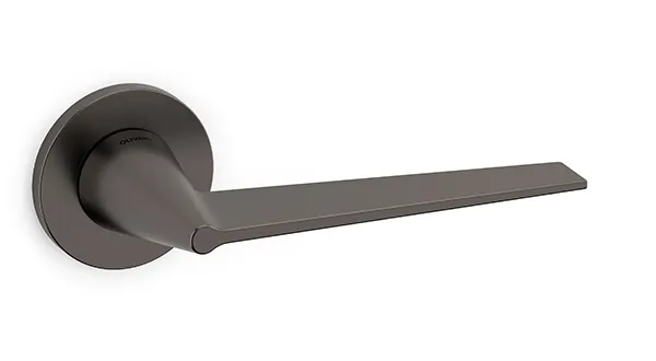 olivari-cono-maniglia-per-porta-design-gio-ponti image 1